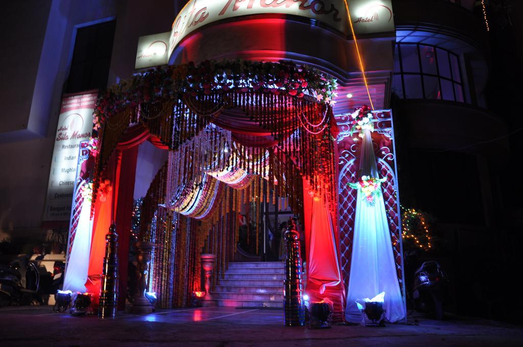 Hotel Sita Manor Gwalior Bagian luar foto