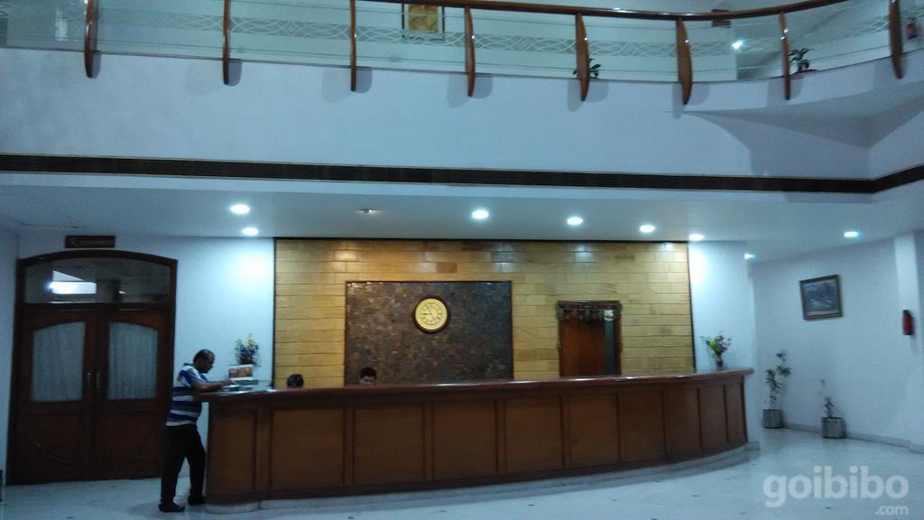 Hotel Sita Manor Gwalior Bagian luar foto