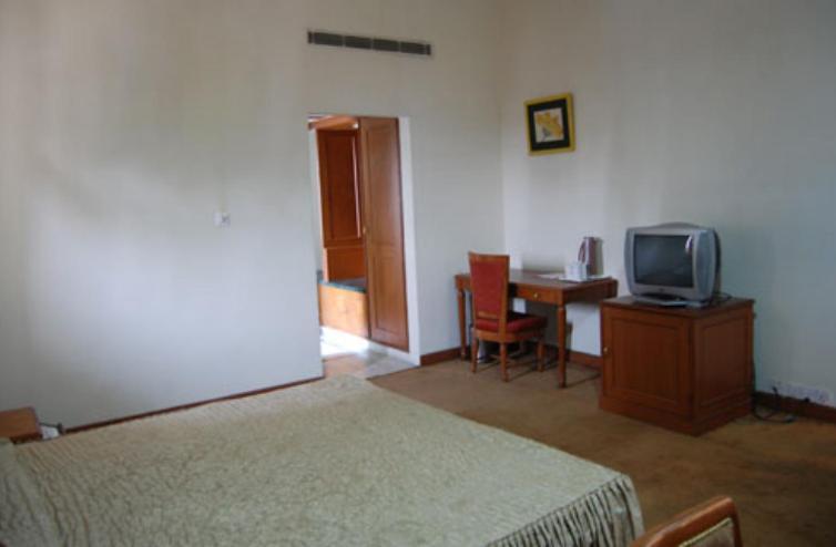 Hotel Sita Manor Gwalior Bagian luar foto